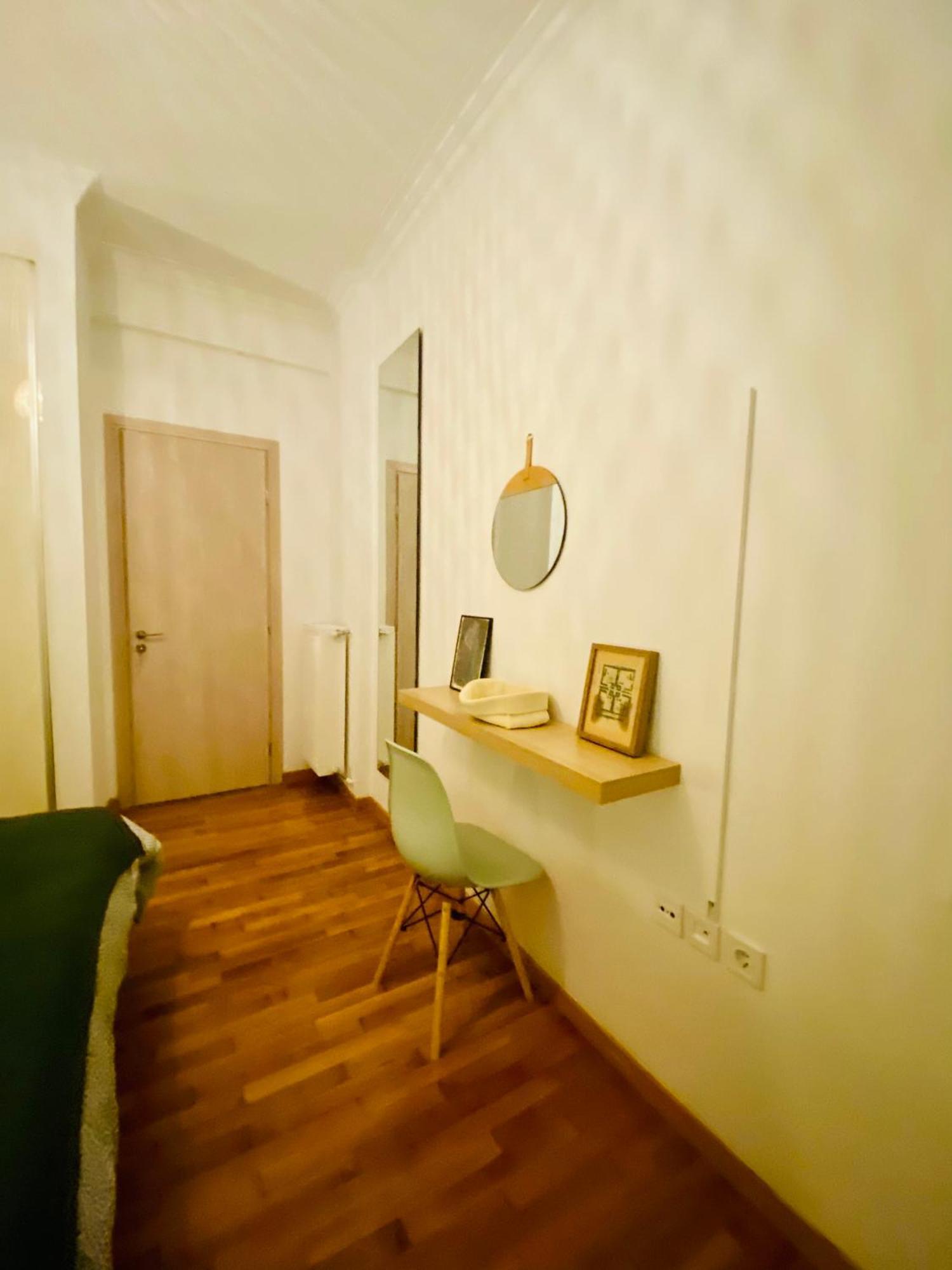Antinoros Inn, Stylish Apartment,3' To Metro أثينا المظهر الخارجي الصورة