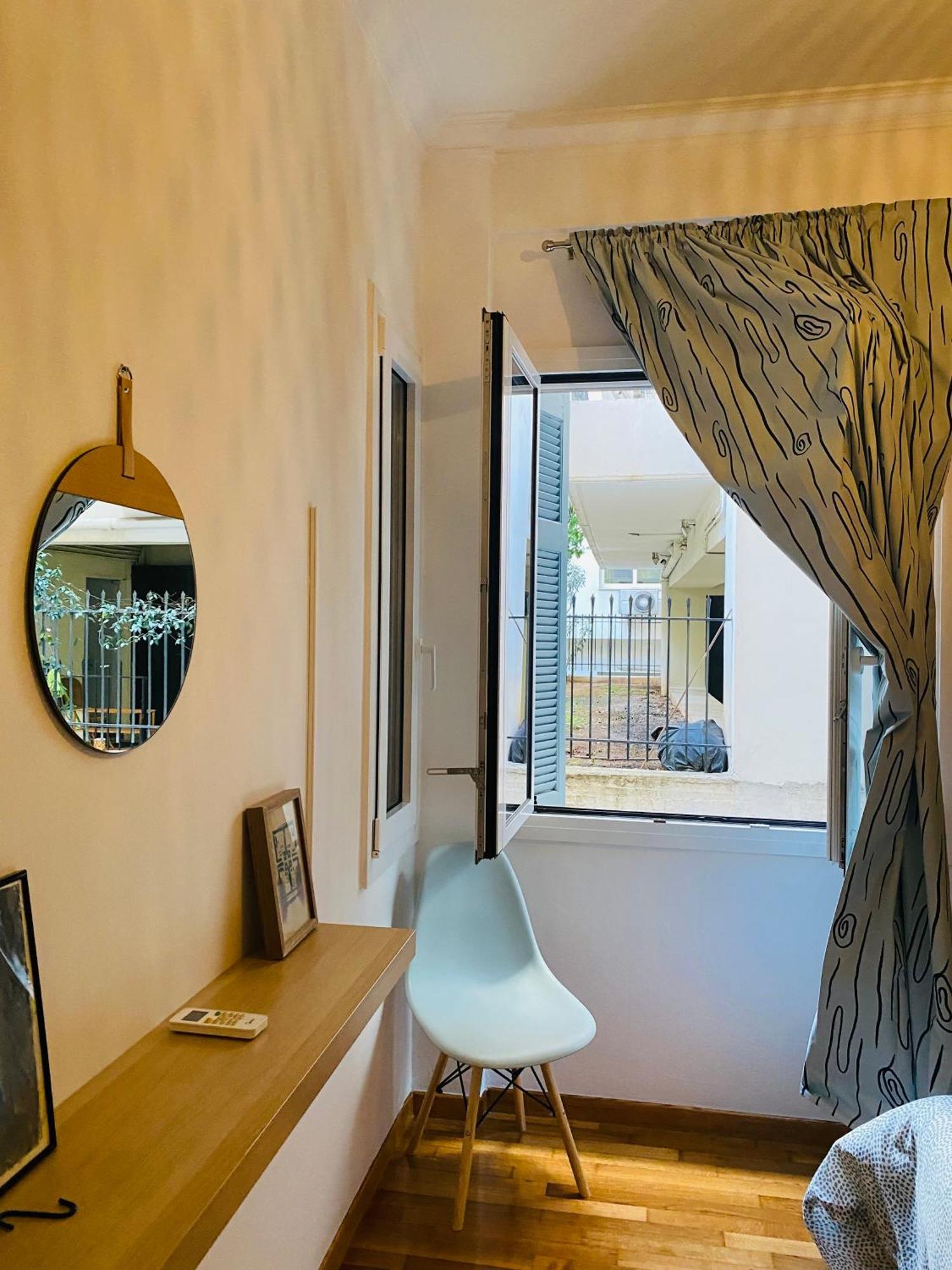 Antinoros Inn, Stylish Apartment,3' To Metro أثينا المظهر الخارجي الصورة