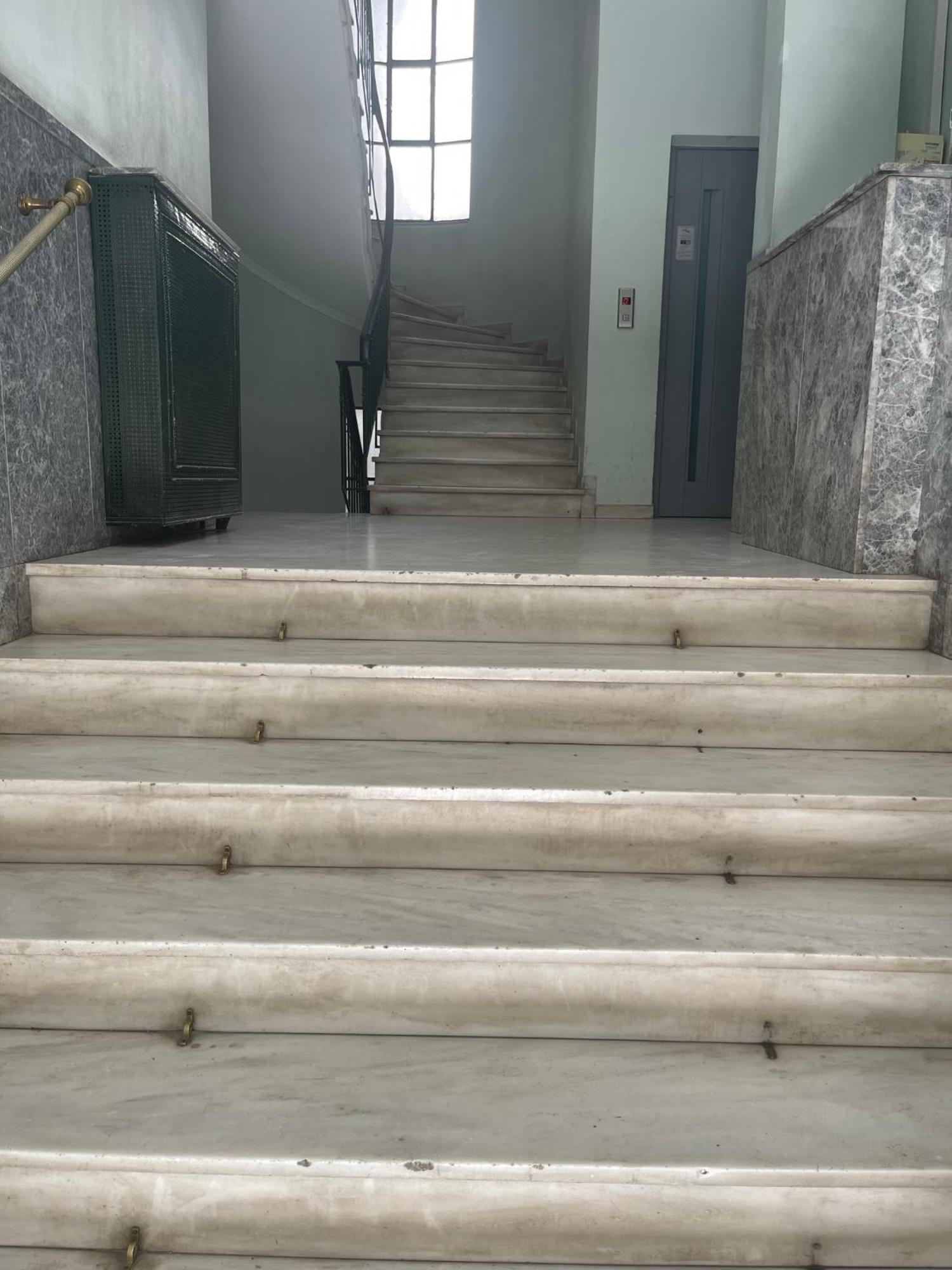 Antinoros Inn, Stylish Apartment,3' To Metro أثينا المظهر الخارجي الصورة