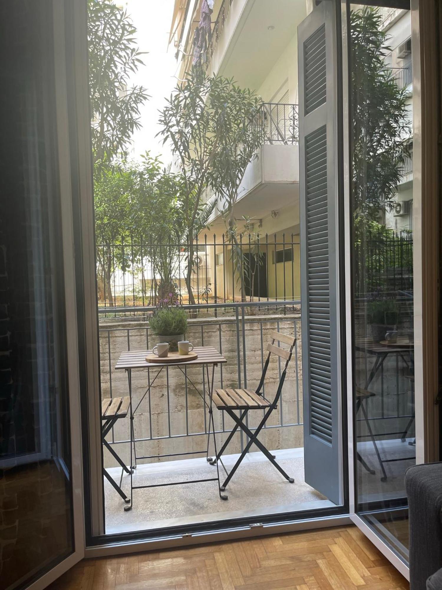Antinoros Inn, Stylish Apartment,3' To Metro أثينا المظهر الخارجي الصورة