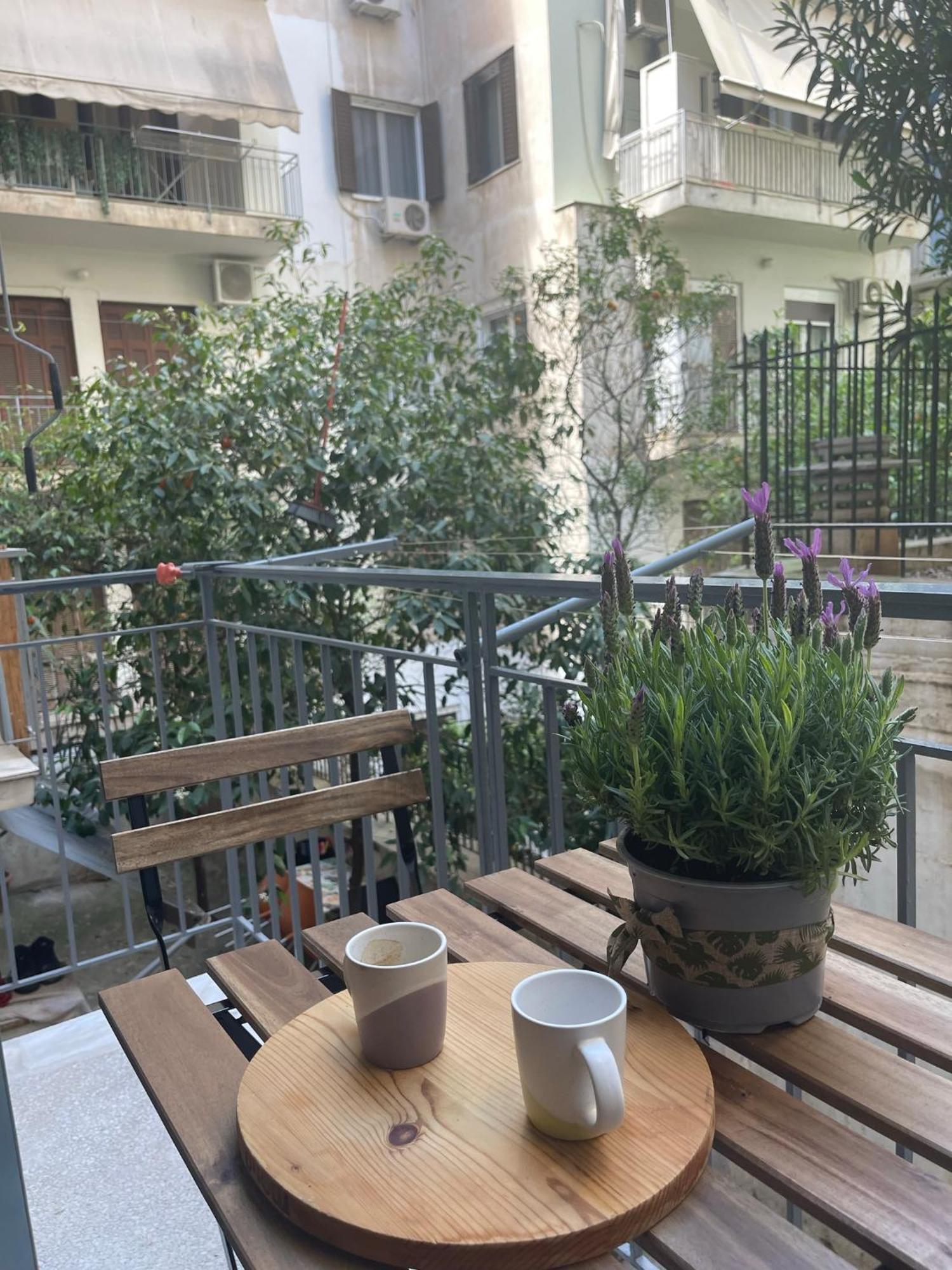 Antinoros Inn, Stylish Apartment,3' To Metro أثينا المظهر الخارجي الصورة
